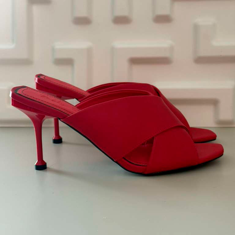 Open Mule Salto Pino Vermelho