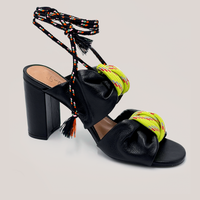 Sandal de Couro com detalhes em Corda